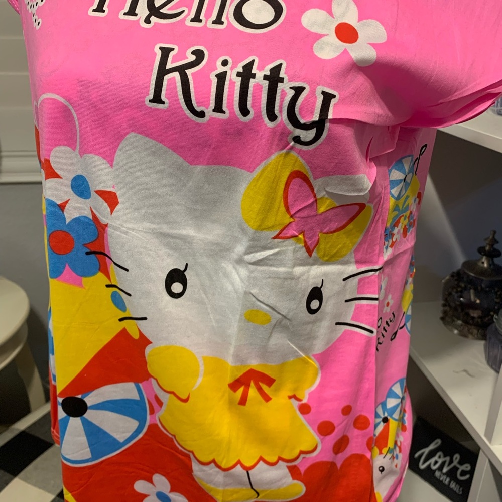 Hello Kitty - Picture 2 of 5